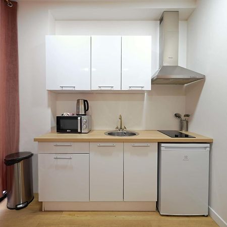 Appartement Modern Renovated Studio With A Touch Of Gilded Glamour Central Paris Extérieur photo